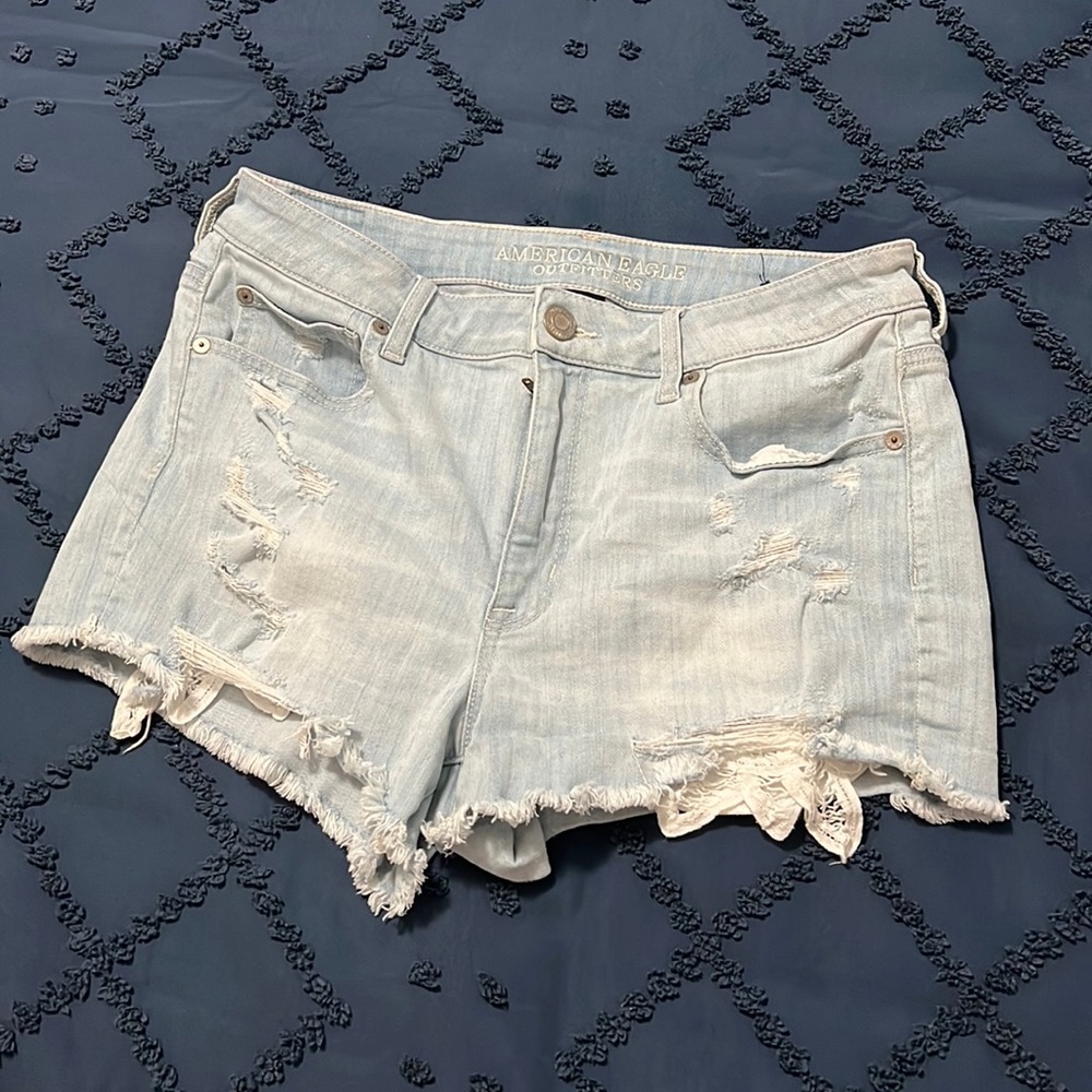 American Eagle hi-rise shortie